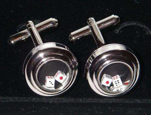 ** WHITE DICE NOVELTY CUFFLINKS **