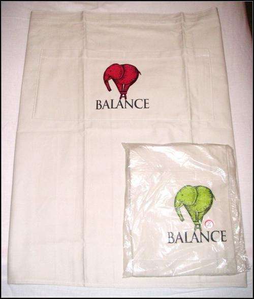 ** CRAZY AUCTION!!! - Balance Wine Waiter's Apron **