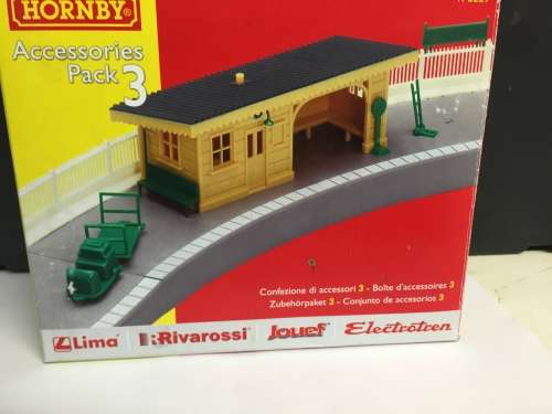 hornby accessory box R8229 number 3