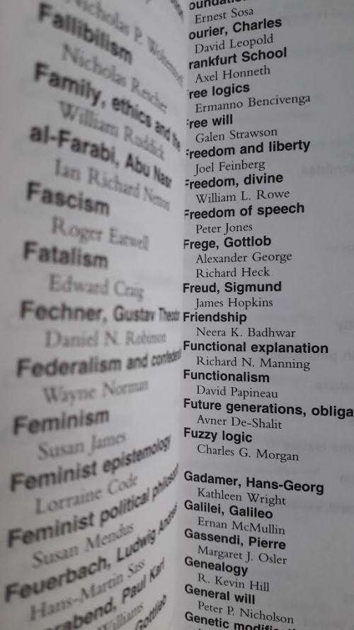 Shorter Routledge Encyclopedia of Philosophy edited by Edward Craig. First Publ 2005. 1077 pages.