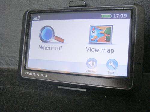 Garmin navi 205W 4.3-Inch Widescreen Portable GPS Navigator