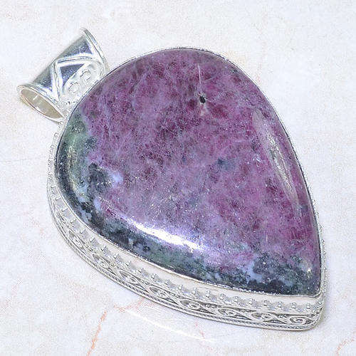 STUNNING LARGE (40g) OF RUBY ZOISITE NATURAL GEMSTONE 925 SILVER PENDANT 2.25"