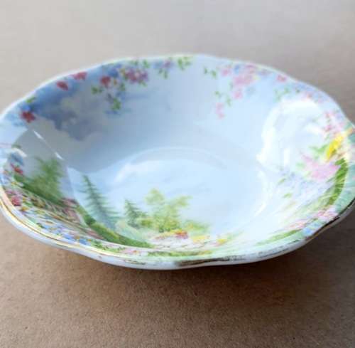 One of Royal Alberts most collectable - Kentish Rockery - Serving Bowl and 2 Pudding Bowls - 1927-35