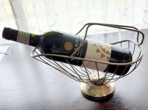 Unusual Vintage Basket Wine Bottle holder - 750ml