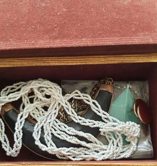 Vintage Book Jewelry Box - Renaissance Style - 5 Solid 925 Rings with Natural Gems and Other Jewelry