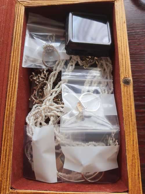 Vintage Book Jewelry Box - Renaissance Style - 5 Solid 925 Rings with Natural Gems and Other Jewelry