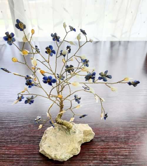 Delightful Vintage tree made from Lapis Lazuli, White Jade Gemstones and Wire