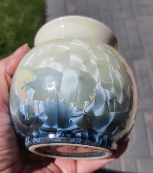 Exquisite Vintage Korean Crystalline Vase in its Own Box - True Radiance which has to be seen