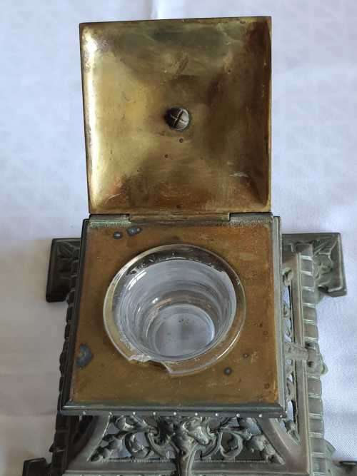 Highly Detailed Late Victorian Brass Inkwell c.1880 with the Original Glass Ink Pot