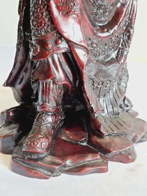 Large 350mm & 2.5kg Detailed Chinese Warrior Overlord - Looks Very Red, Lightened Photos for Detail