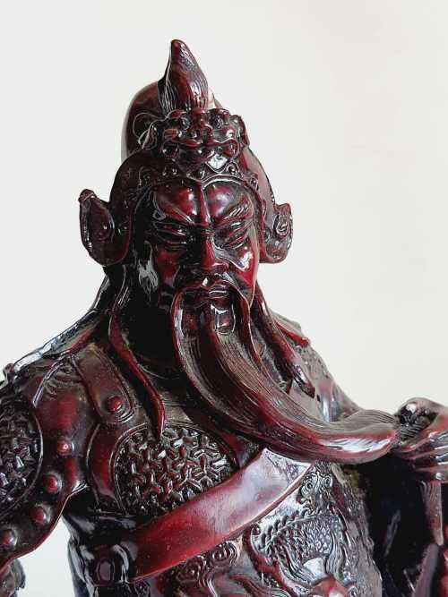 Large 350mm & 2.5kg Detailed Chinese Warrior Overlord - Looks Very Red, Lightened Photos for Detail