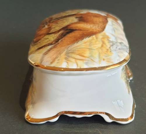 Exceptional Vintage MacDonald Fine Bone China Foxes Trinket Box - Marked