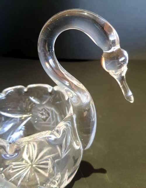 VGC Magnificent Star of David Crystal Swan Ring Bowl/Trinket Bowl