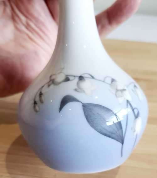 Vintage Bing And Grondahl china Ice Blue and White Snowdrop Single Stem Vase - c.`57 - Marked