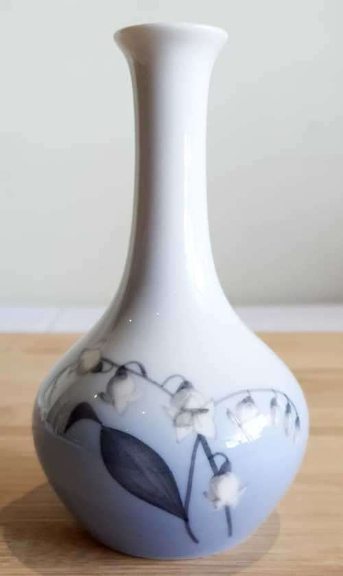 Vintage Bing And Grondahl china Ice Blue and White Snowdrop Single Stem Vase - c.`57 - Marked