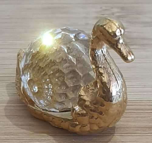 Elegant Gold Plated and Austrian Crystal Swan