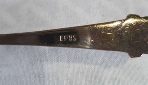 Vintage Boxed EPNS Cake Fork with the Voortrekker `Hou Koers` Insignia on Them - Marked