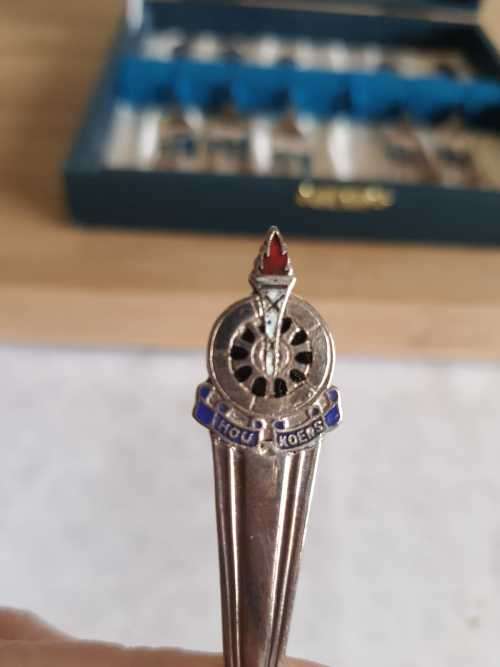 Vintage Boxed EPNS Cake Fork with the Voortrekker `Hou Koers` Insignia on Them - Marked