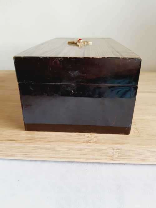 Large Laminated Wood Jewelry Box With Faux Gem Design on Top - Inside Gorgeous