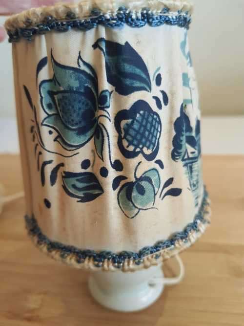 Unusual Vintage Working Delft Lamp with its Shade