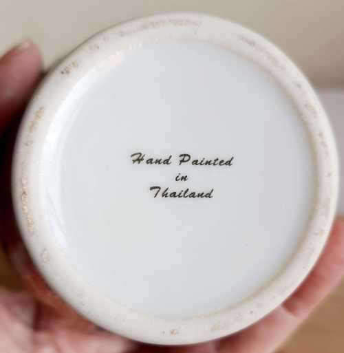 Incredible Hand Painted Thai Benjarong 18ct Gold Trim Porcelain Lidded Bowl - Marked