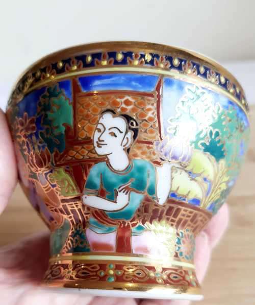 Incredible Hand Painted Thai Benjarong 18ct Gold Trim Porcelain Lidded Bowl - Marked
