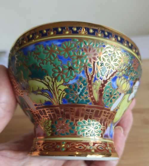 Incredible Hand Painted Thai Benjarong 18ct Gold Trim Porcelain Lidded Bowl - Marked