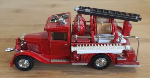 Matchbox Models of Yesteryear Fire Engine Series 1932 Ford AA Fire Engine Original Packaging