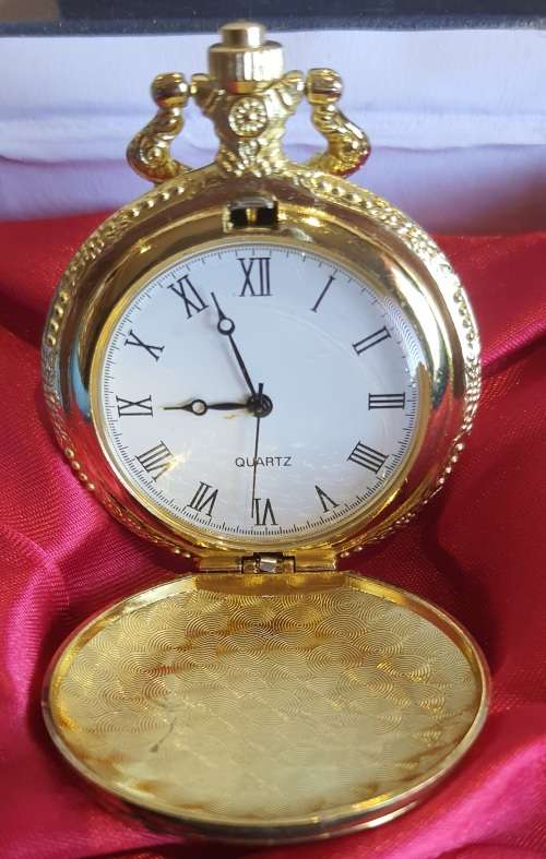 5 Different Decorative Pocket/Fob Watches to Buy and Resell or to Add to Your Collection (3)