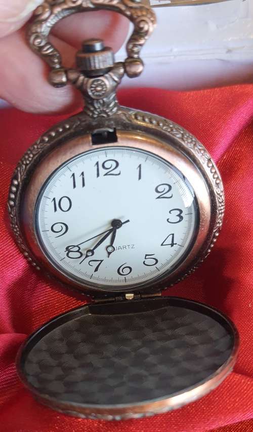 5 Different Decorative Pocket/Fob Watches to Buy and Resell or to Add to Your Collection (3)