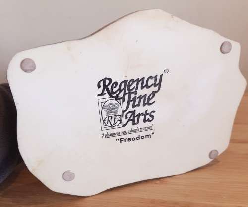 Exquisite 32cm Regency Fine Arts Noire Figurine - Mixed Media - Marked