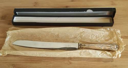 Boxed Sheffield Sterling Silver Handle Bread Knife - Hall Marked 76g - Stainless Deluxe Blade