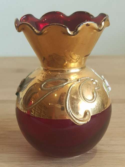 Murano Glass Hand Blown and Painted Ruby Red and Gilt Bud Vase with Scallops