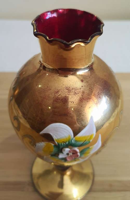 Murano Glass Hand Blown and Painted Ruby Red and Gilt Vase with Twisted Stem and Scallops