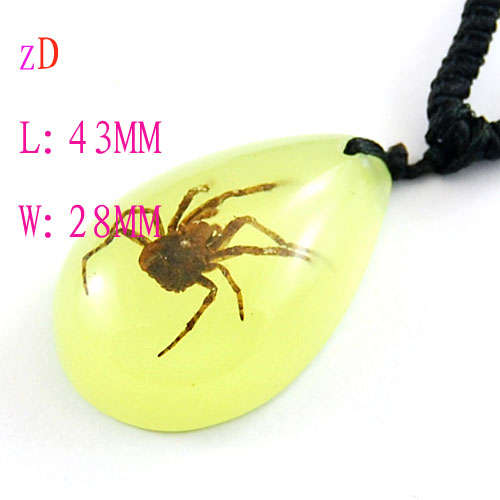 AAAAAGH - SPIDER RESIN AMBER PENDANT - (DOES NOT INCLUDE CORD)