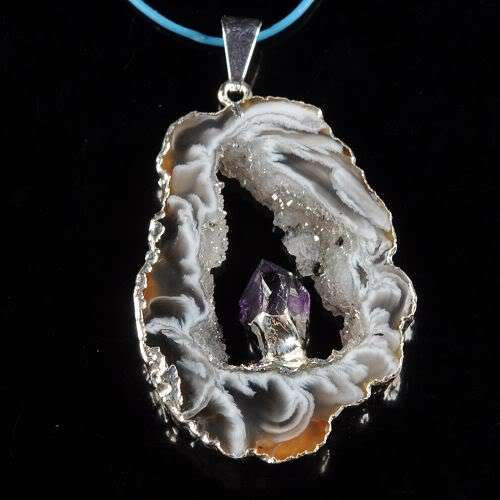 EXQUISITE - AN AMETHYST INSIDE A DRUZY - WHAT AN ICE BREAKER!!!!!