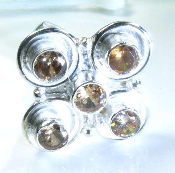 NATURAL QUARTZ 925 SILVER RING SIZE 6; M4117