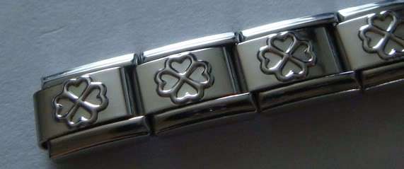 Italian Charms & Bracelets - 9mm MATTE Starter Bracelet with SHAMROCK (CLOVER) - 18 Links