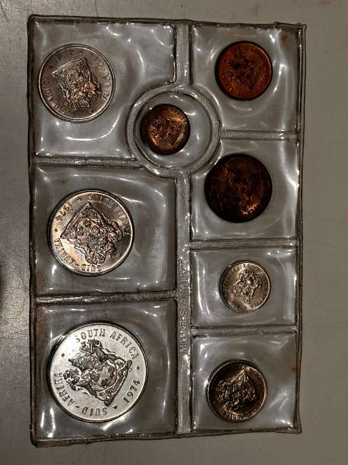 1974 South African Uncirculated Mint Pack (UNC Coin Set with SILVER R1 of 1974)