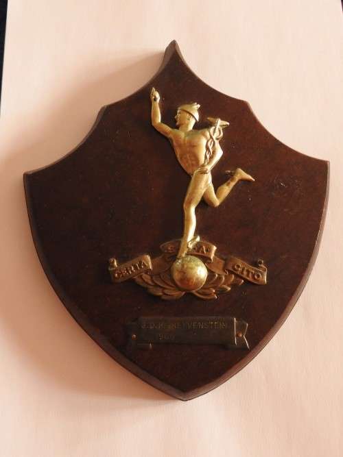 SA Signal Corps Plaque awarded to GDP Greyvenstein 1968