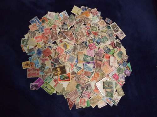 Mixed world stamps joblot 600 plus stamps - As per image