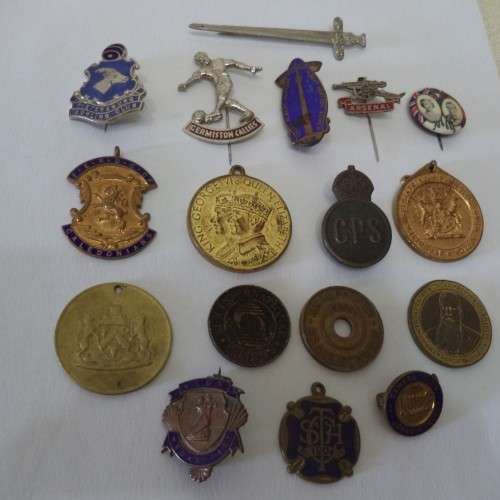 Mixed joblot pins, tokens, medals, badges - As per image