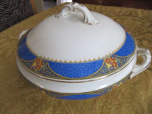 Antique (c1908-1925) Wedgwood Imperial Porcelain Set