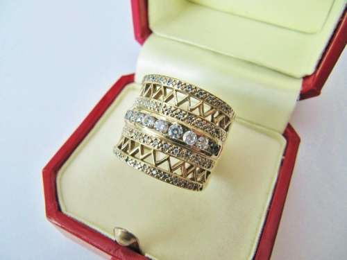 SALE! Broad Ornate Design Sparkling 9CT Gold Ring