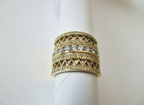 SALE! Broad Ornate Design Sparkling 9CT Gold Ring