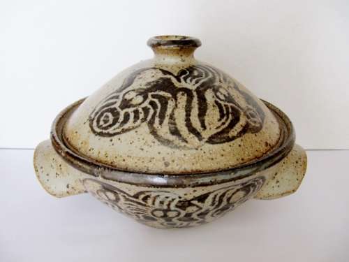Rare! Rorke's Drift Stoneware Tureen and Cover, Lindumusa Mabaso