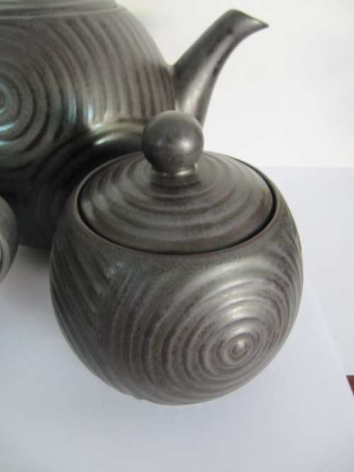 Authentic Carrol Boyes Ceramic Teaset!