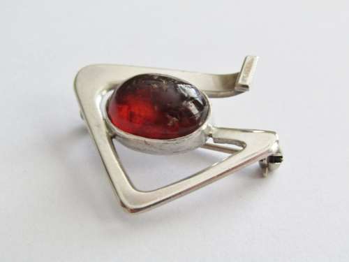 Lovely Vintage Silver and Rustic Amber Brooch