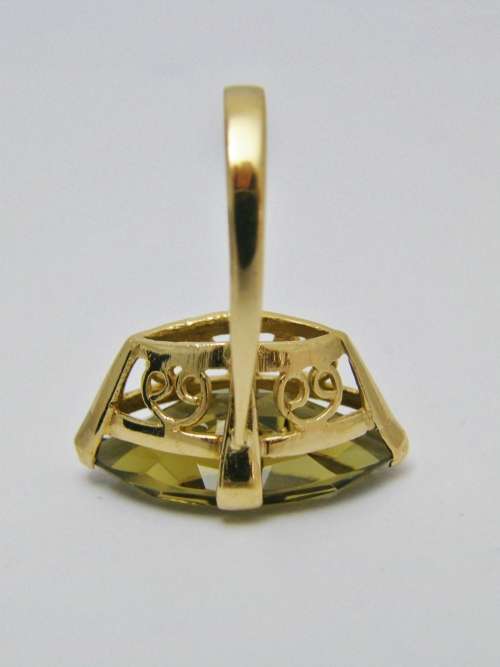 Large Marquise Cut Quartz Cocktail Ring in 9CT Gold