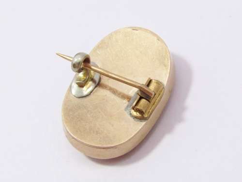 Antique Georgian Period Finely Carved Coral Cameo Brooch